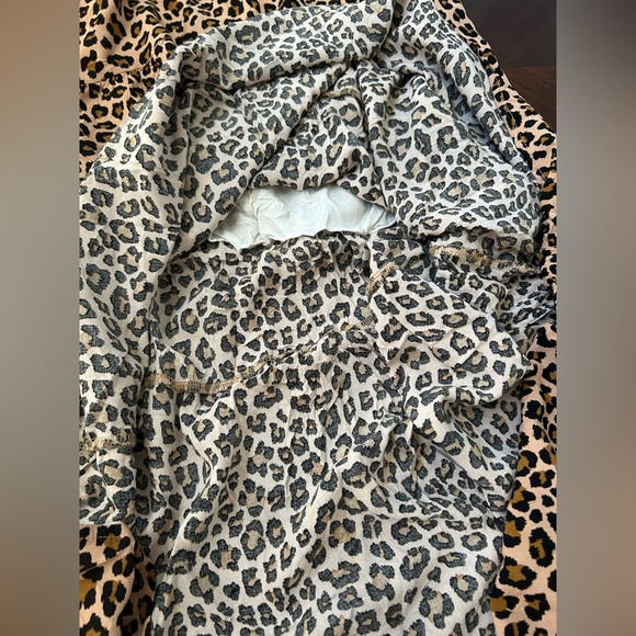 PrettyGarden Leopard Print Halter dress size M 100% viscose - Picture 6 of 8